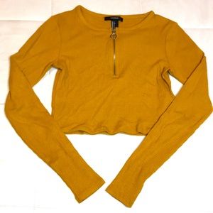 Long sleeve crop top